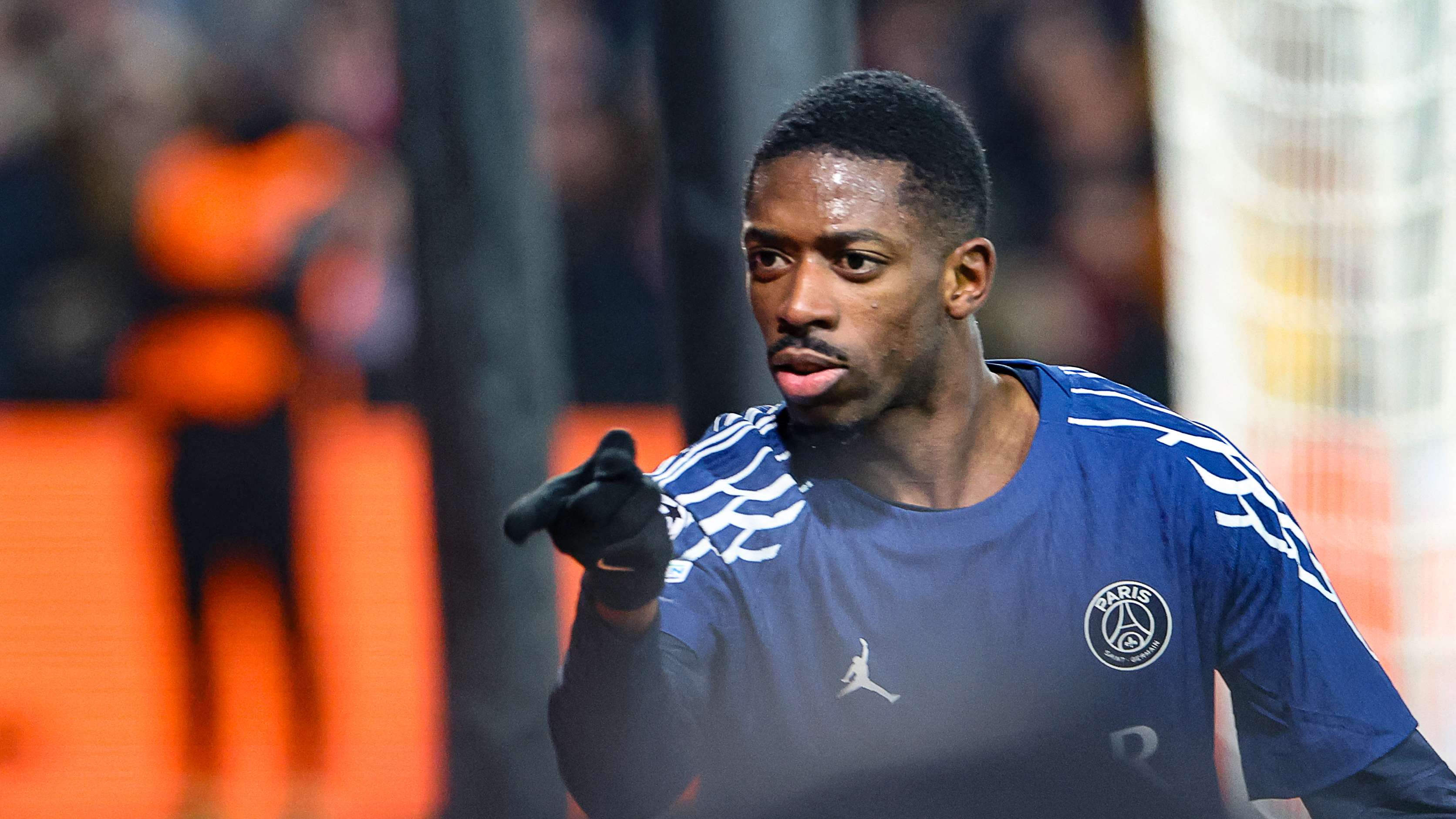 显然对球迷 显然对球迷